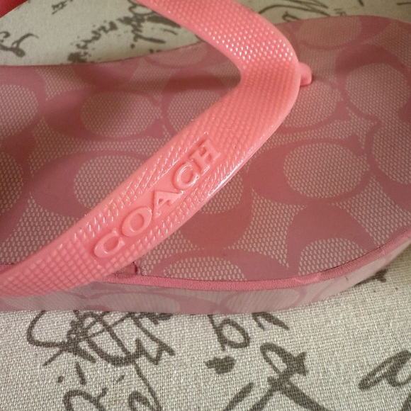 Coach Pink Lynn Platform Rubber Flip Flops - EUC - Picture 7 of 8